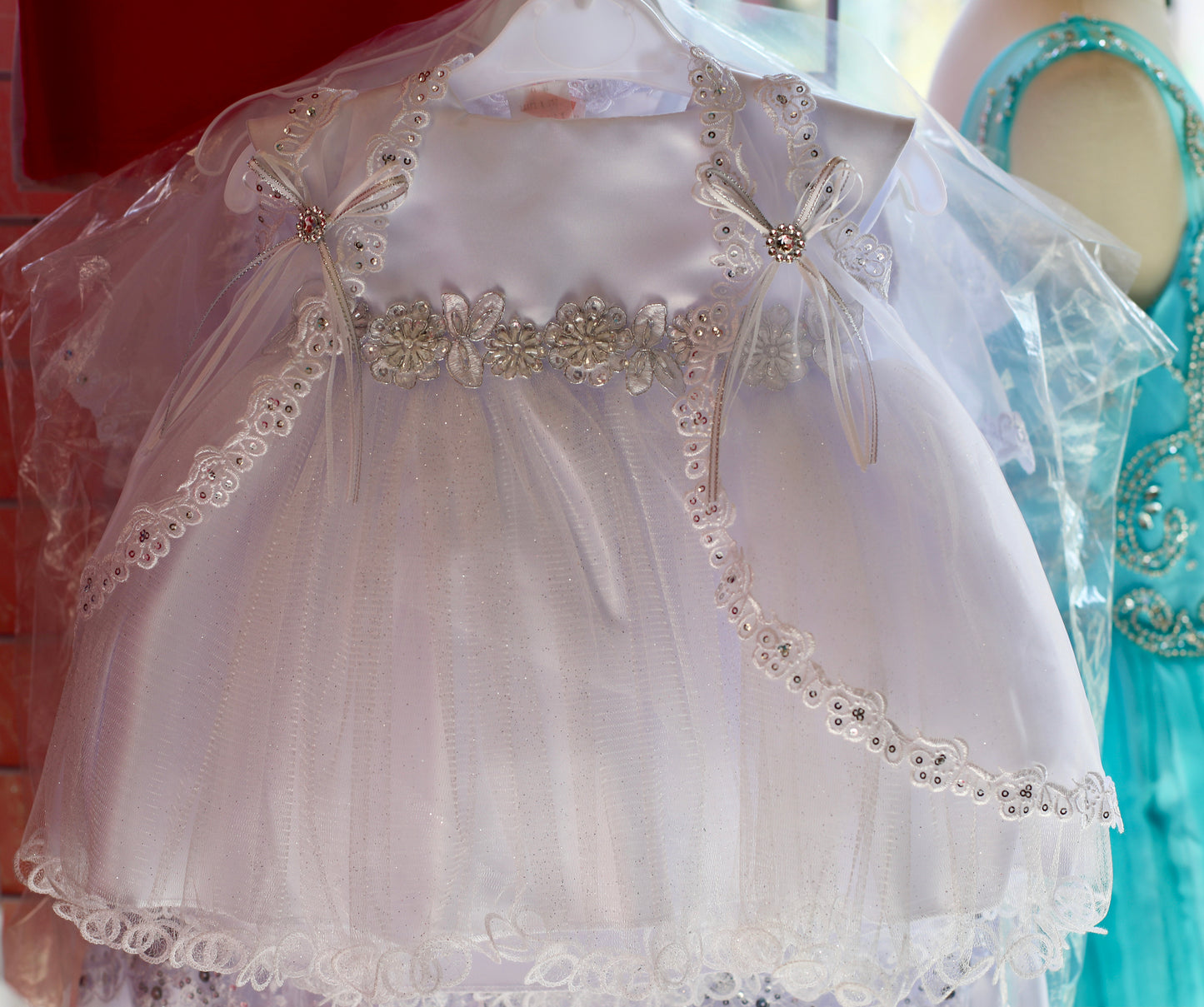 White dress - Susanita's Fiestas