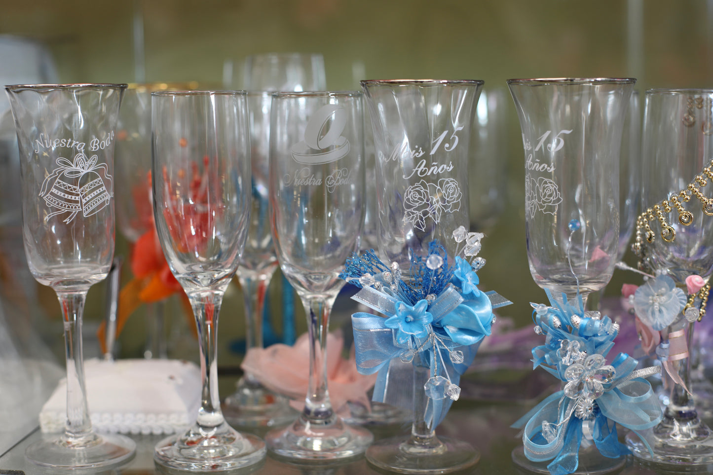 Champagne Flutes - Susanita's Fiestas